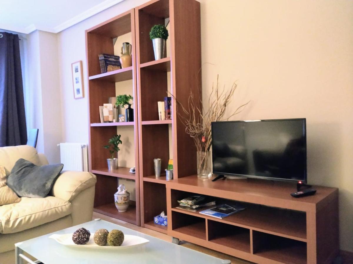 Apartamento En Oviedo,Wifi Kültér fotó