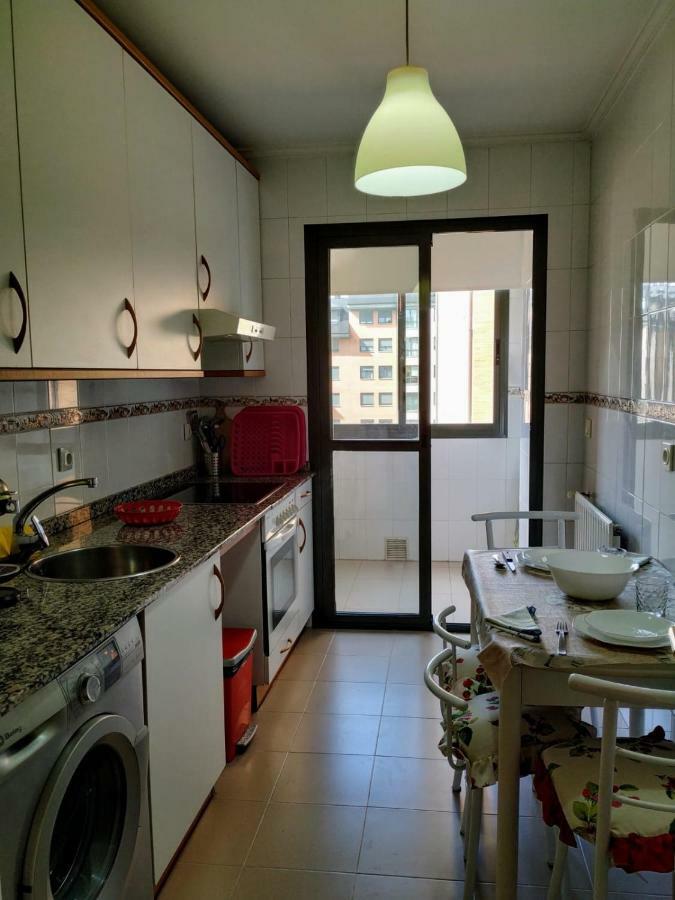 Apartamento En Oviedo,Wifi Kültér fotó